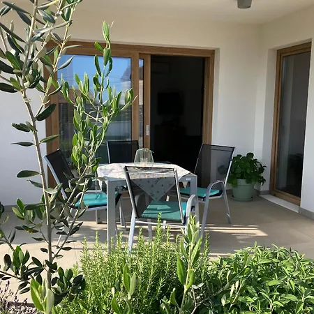 Oblica-beautiful New, Well Equipped Lejlighed *