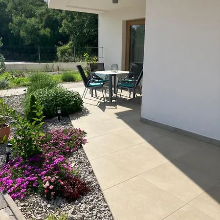 Apartment Oblica-beautiful New, Well Equipped Kastav