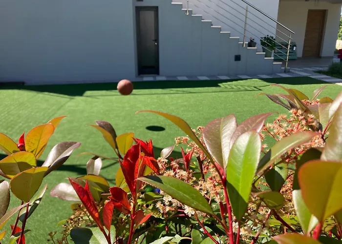 Oblica-beautiful New, Well Equipped *